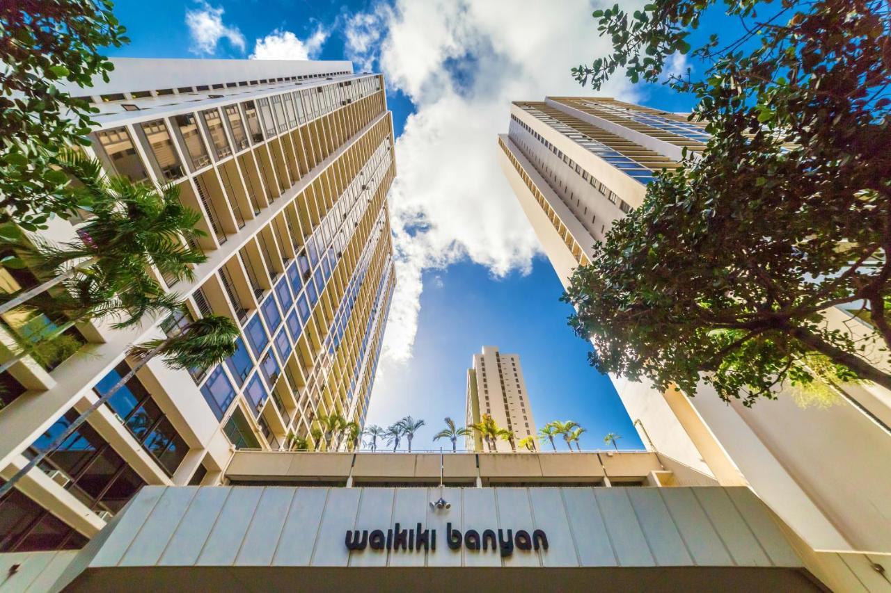 Tropical Gem Near Waikiki With Free Parking!