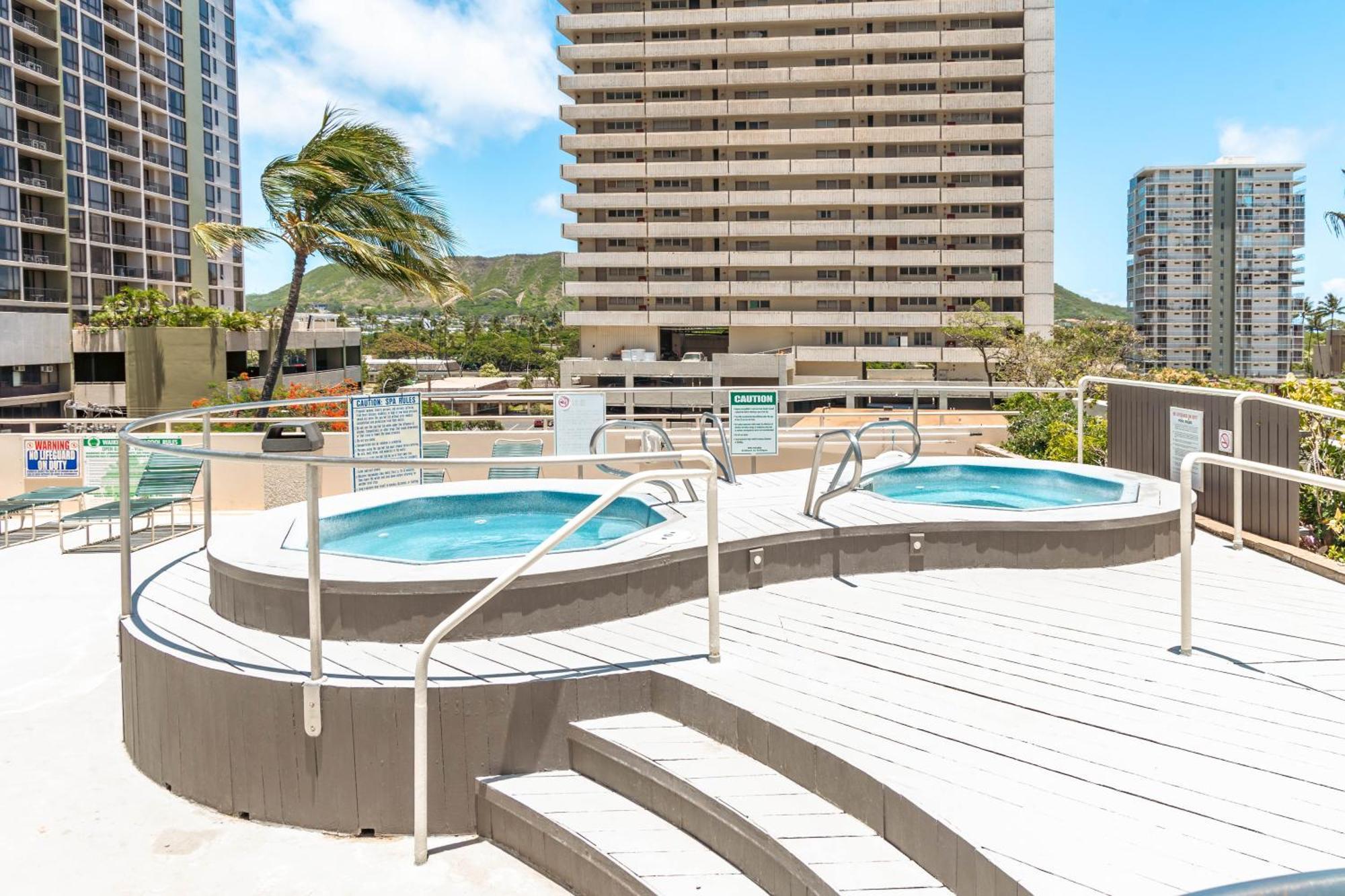 Apartment Tropical Gem Near Waikiki With Free Parking! *