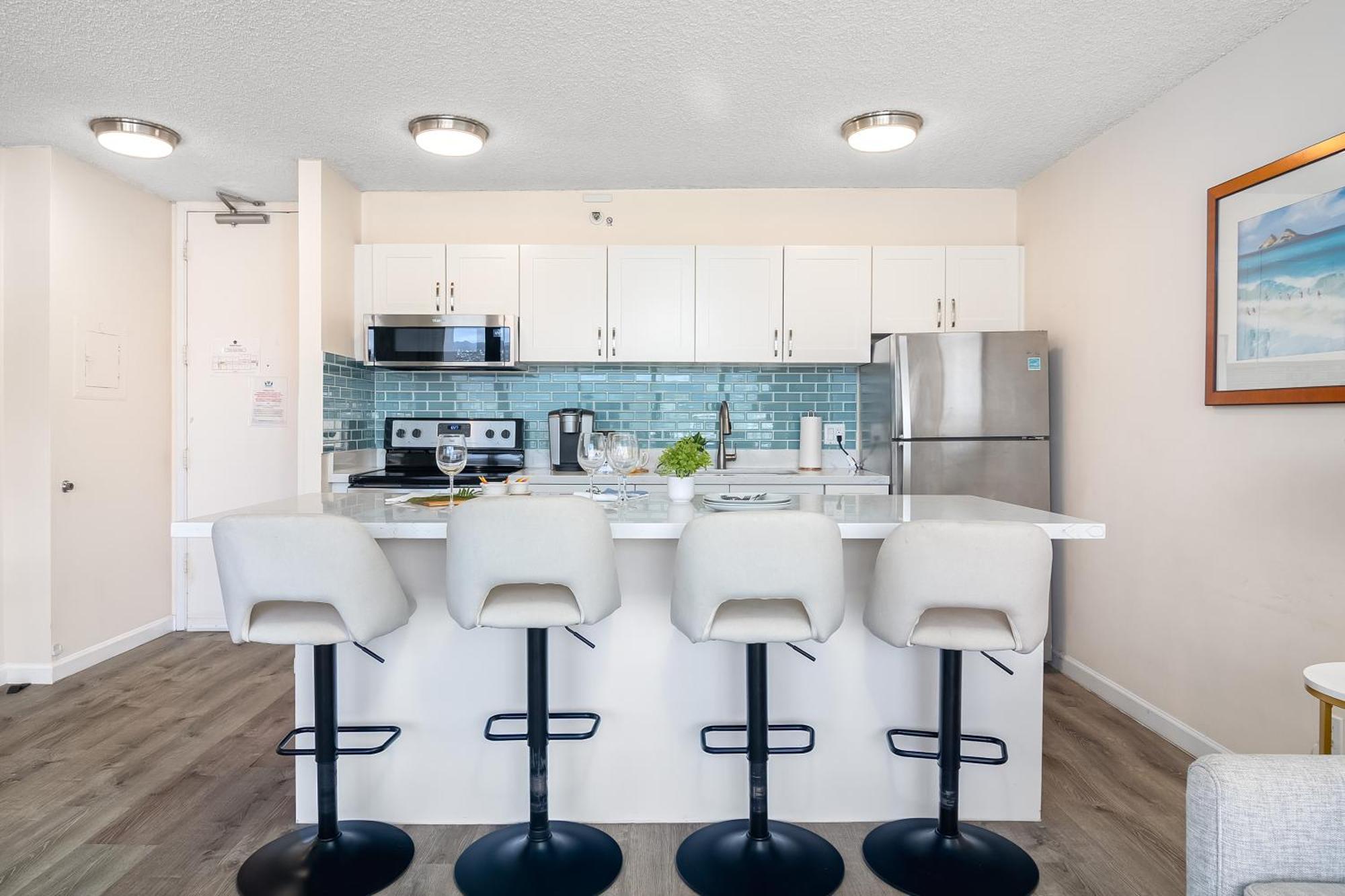 Tropical Gem Near Waikiki With Free Parking! Honolulu